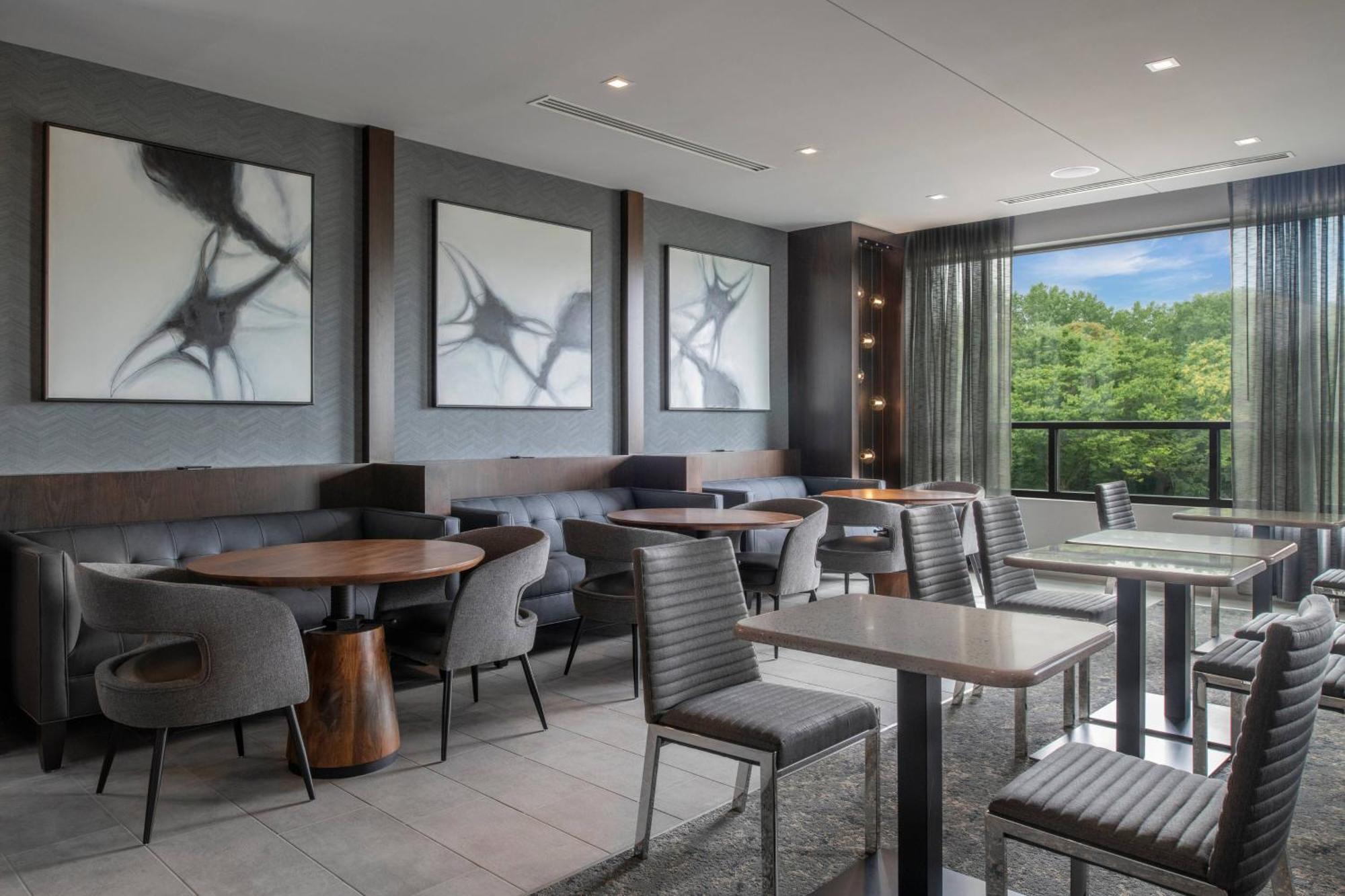 Towneplace Suites By Marriott Boston Medford Exterior photo